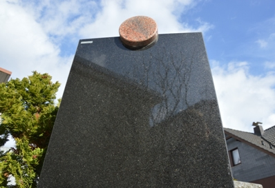 DreiKa Steinmetzbetrieb Süpplingen, Grabmale